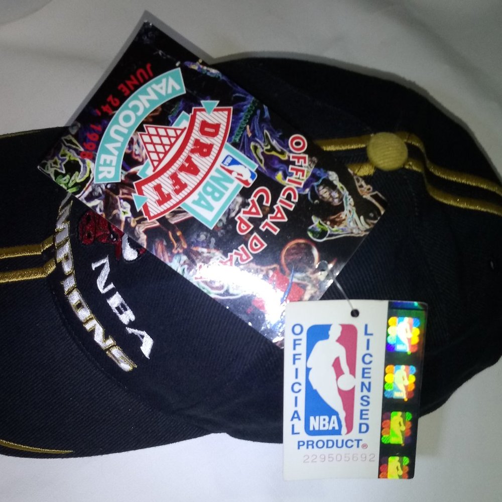 NBA 1998 CHAMPIONS CAP OFFICIAL DRAFT CAP - Picture 8 of 9